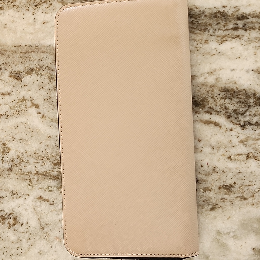 Kate Spade Wallet - Picture 8 of 8